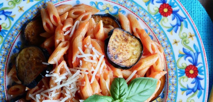 pasta con le melanzane fritte