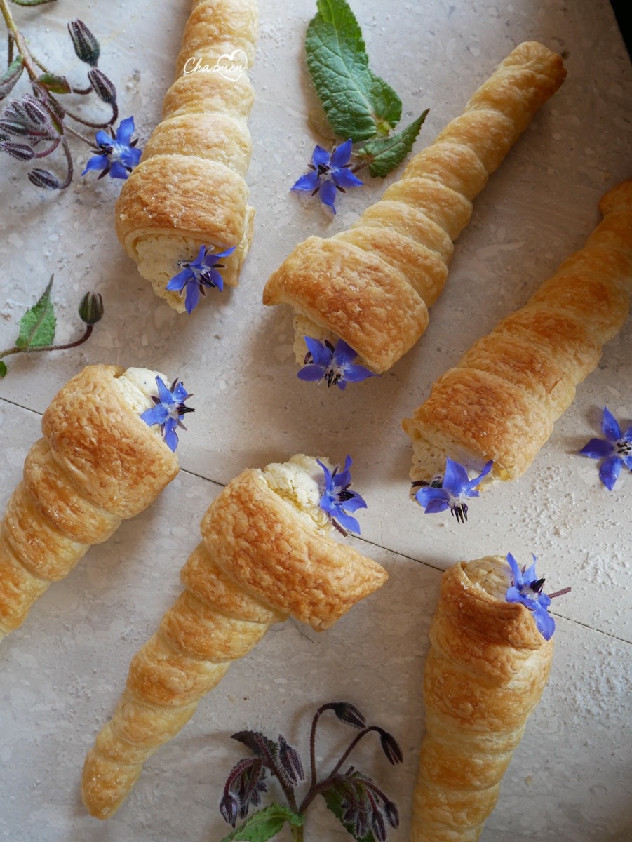 cannoli con ricotta e borragine