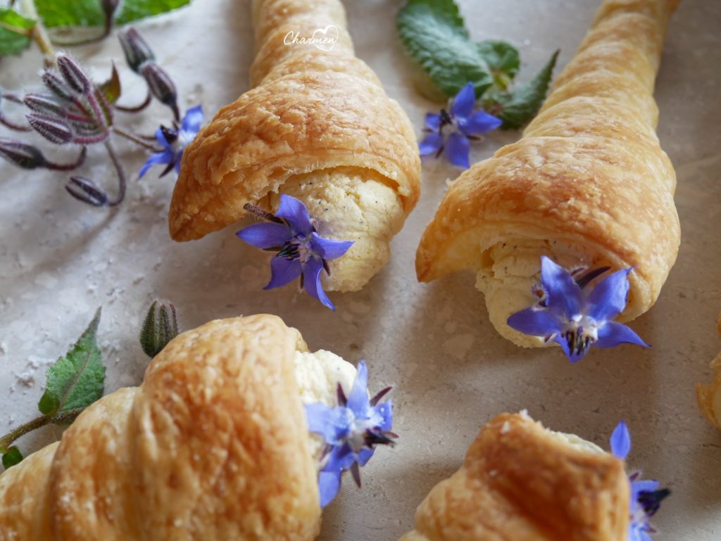 cannoli con ricotta e borragine