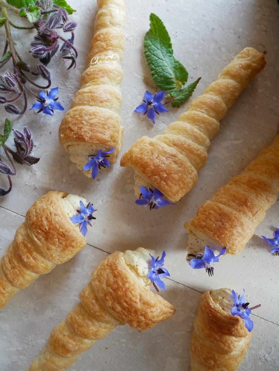 cannoli con ricotta e borragine