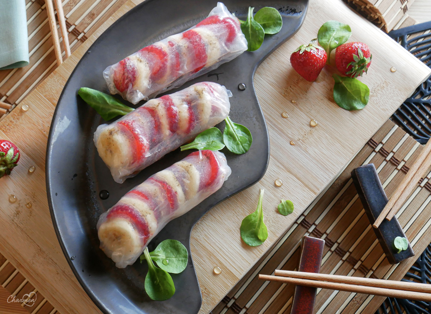 Involtini vietnamiti con bacon e frutta fresca