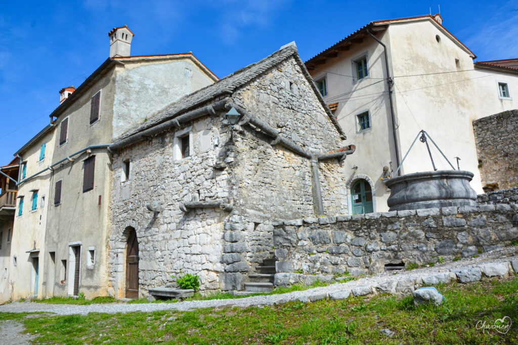 Casa Carsica