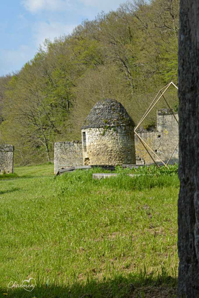 Château-monastère de la Corroirie